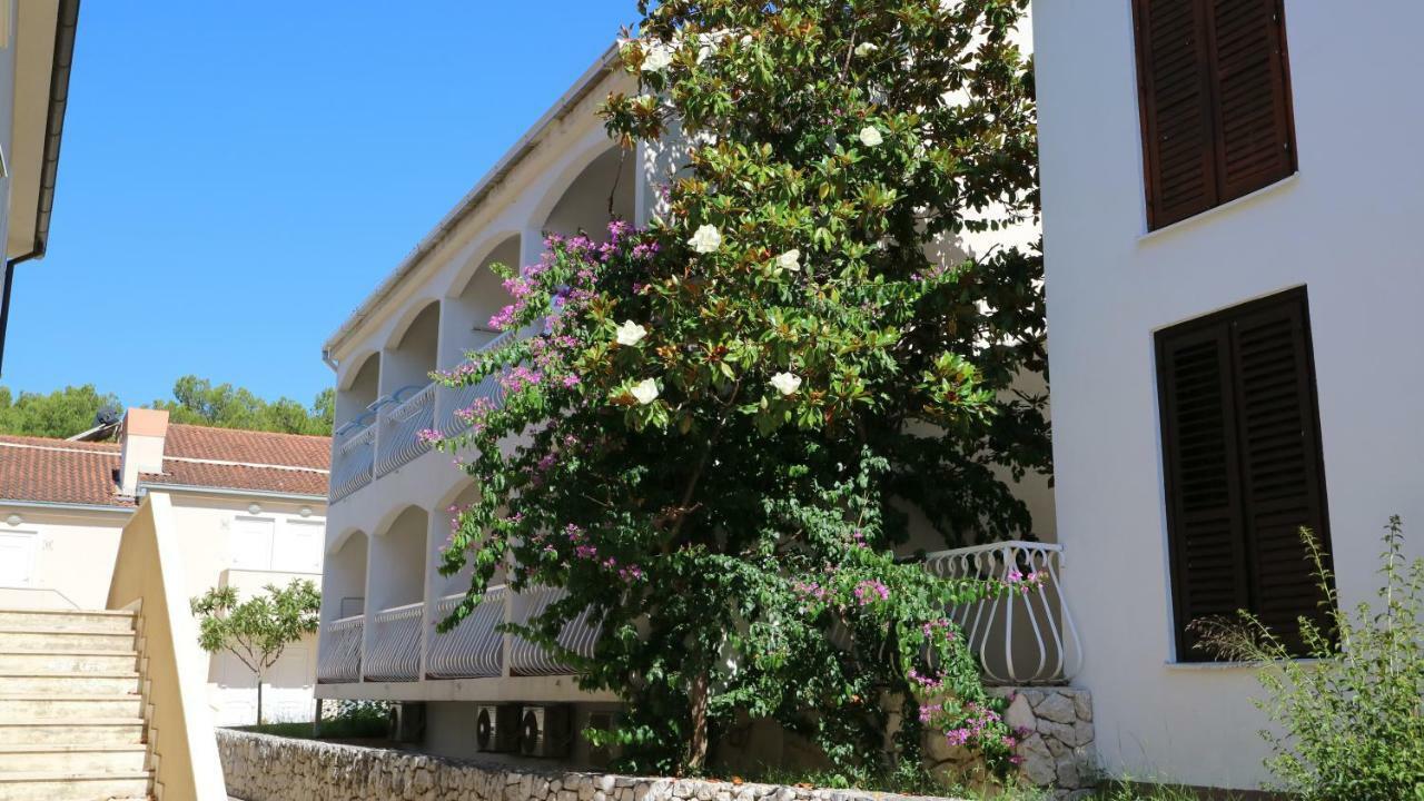 Apartment Ena - Lavica Podstrana Esterno foto